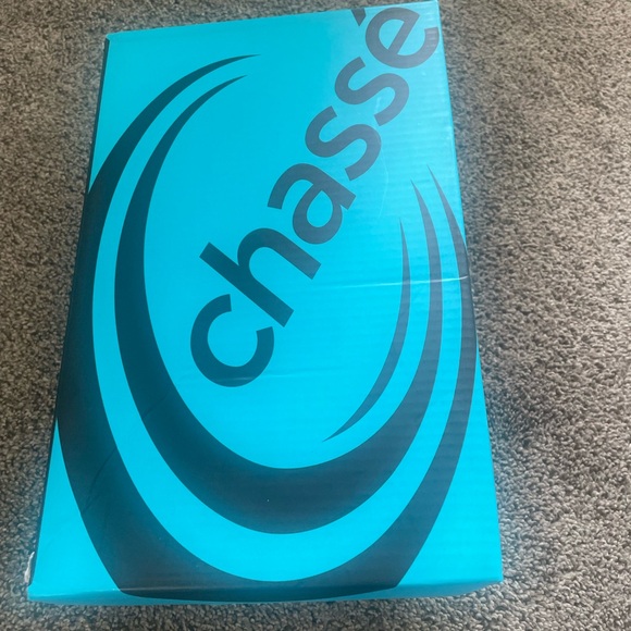 Chassé Kids White Sneakers - Picture 7 of 7